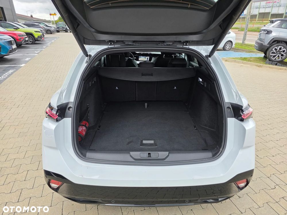 Peugeot 308 1.5 BlueHDi GT Exclusive S&S EAT8 - 9
