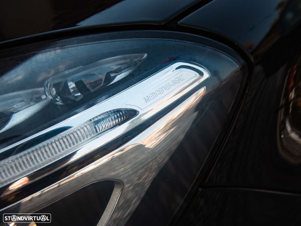 Mercedes-Benz GLA 180 CDI Urban - 36