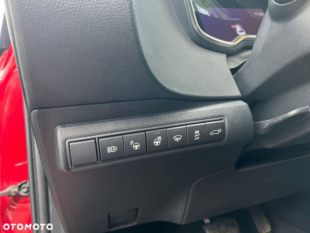 Toyota Corolla 2.0 Lounge - 18