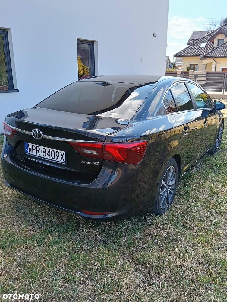 Toyota Avensis 2.0 Prestige MS - 11