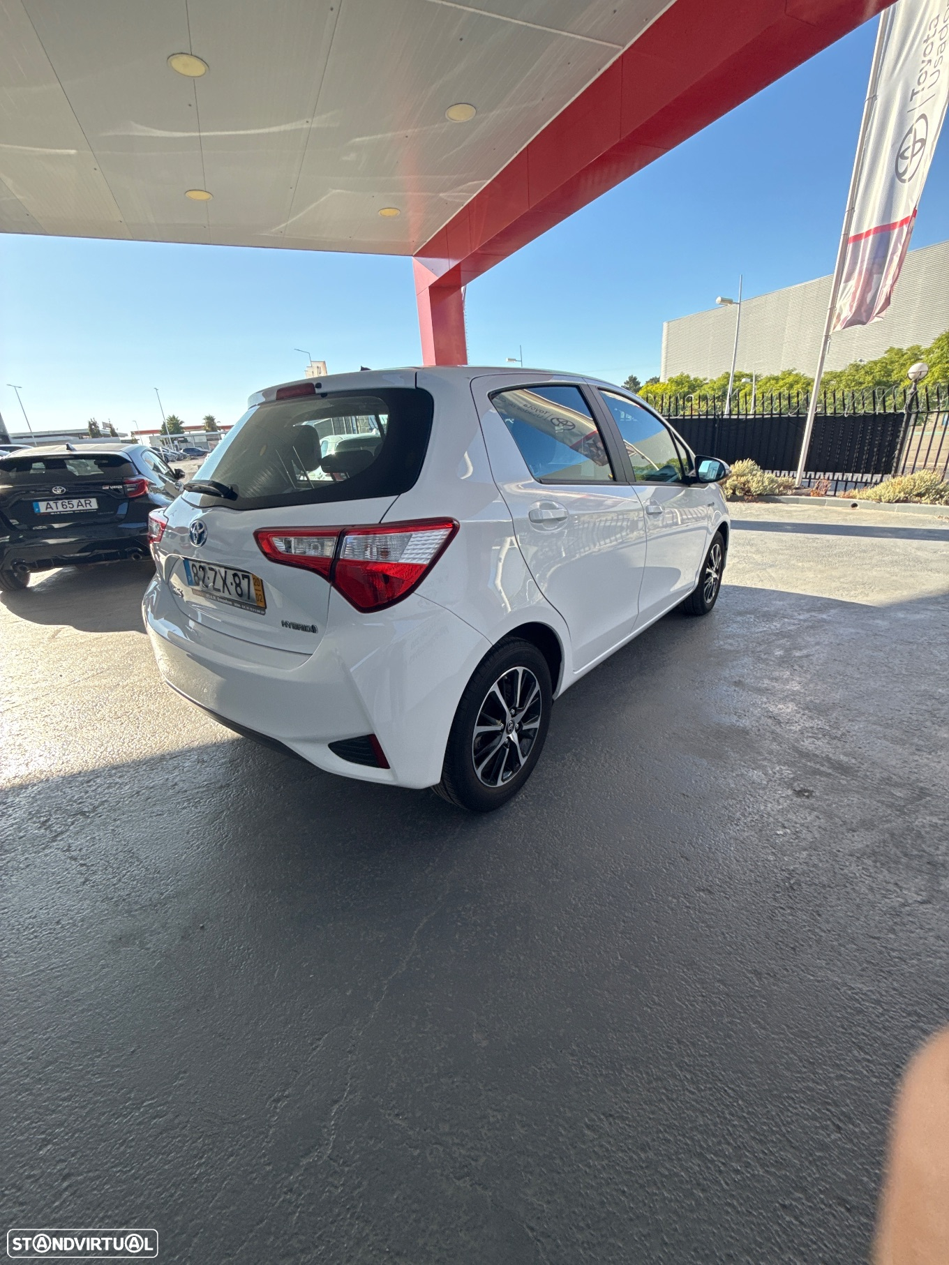 Toyota Yaris 1.5 HSD Comfort - 4