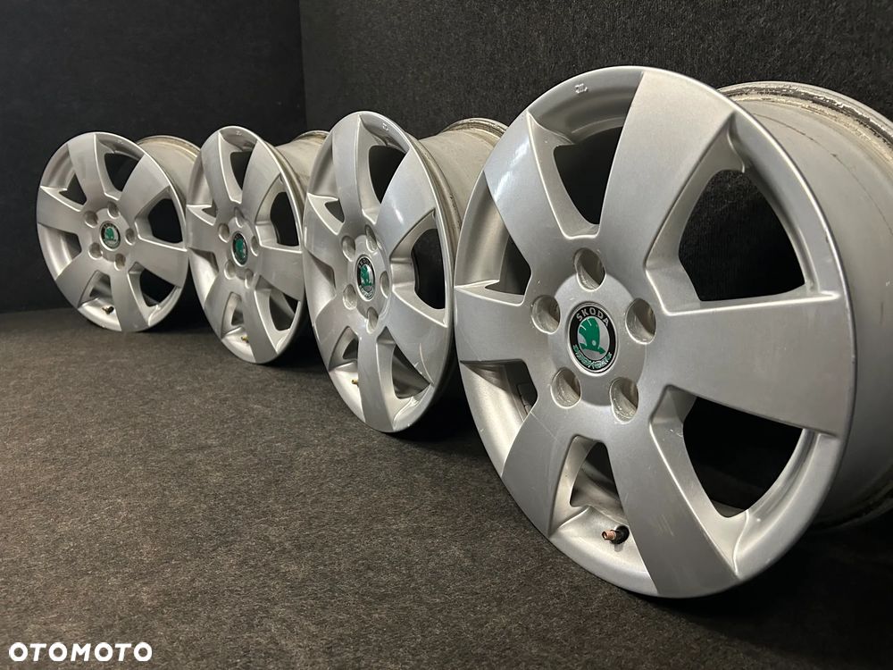 Alufelgi Skoda Octavia II, III 15 cali 5x112 4szt. Ładne! - 2