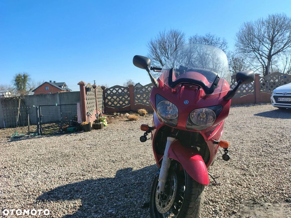 Yamaha FJR - 8