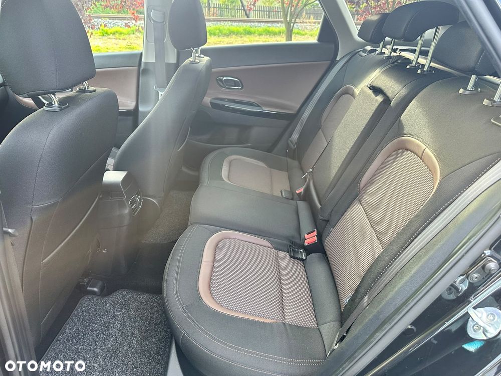 Kia Ceed - 23