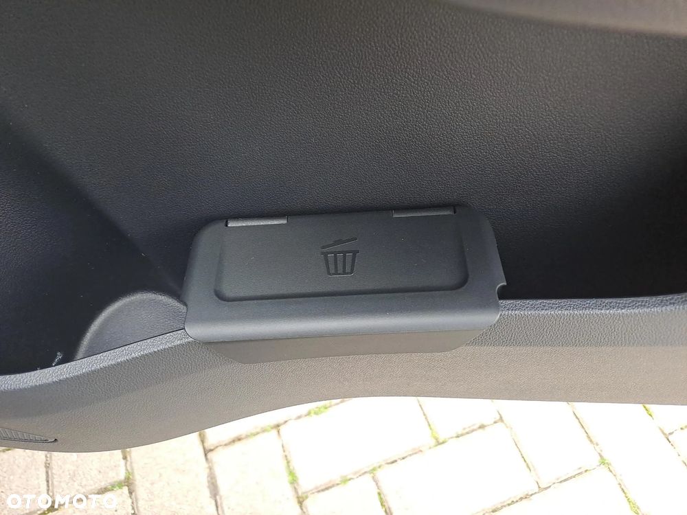 Skoda RAPID 1.0 TSI Ambition - 26