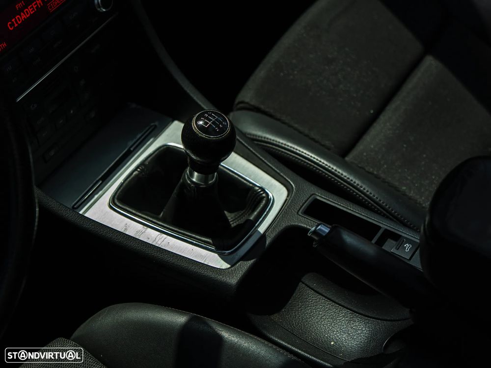 Audi A4 Cabrio 2.0 TDI S-line - 21