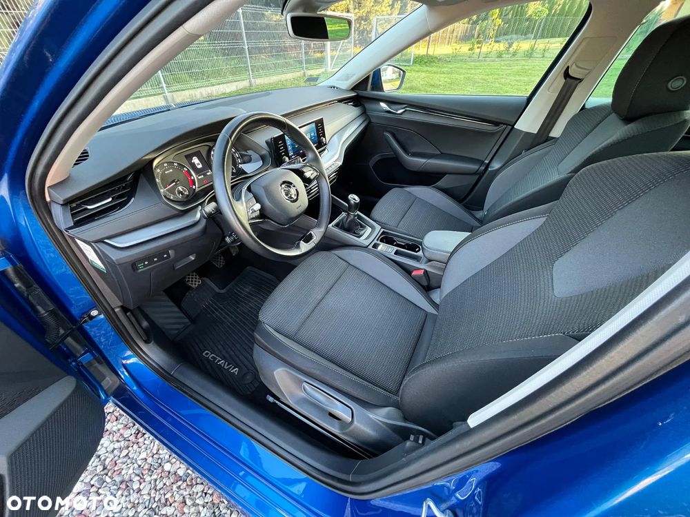 Skoda Octavia ver-1-5-tsi-act-ambition - 18