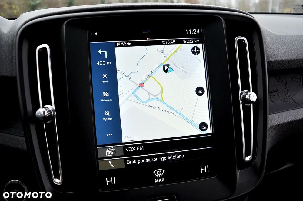 Volvo XC 40 T2 Momentum Pro - 26