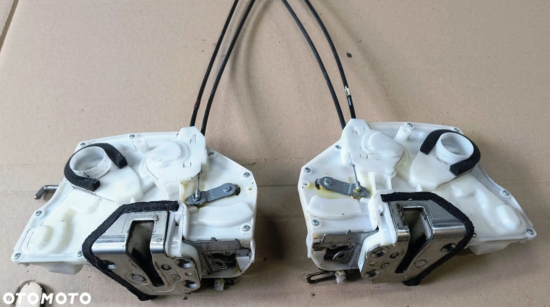 Swift IV MK6 zamek drzwi przednie przód EU 5d kolor: Z7T 04-10r Suzuki - 2
