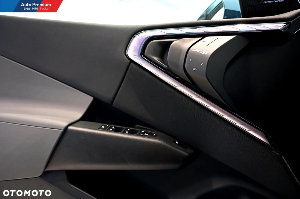 BMW X3 20 xDrive - 11