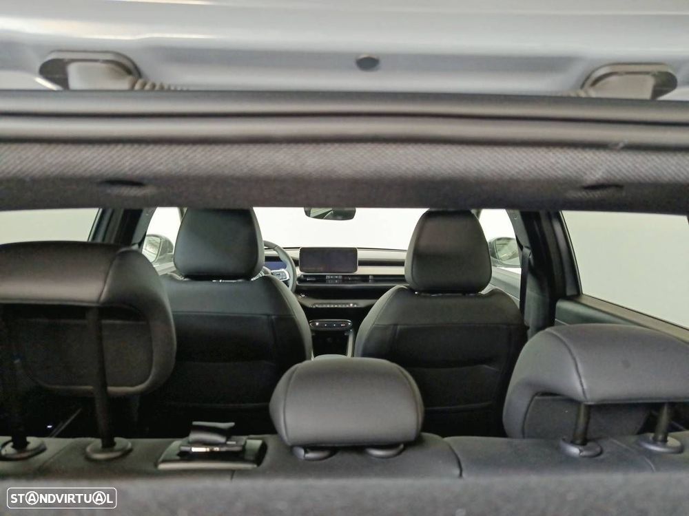 Jeep Avenger 1.2 e-Hybrid Summit DCT - 6