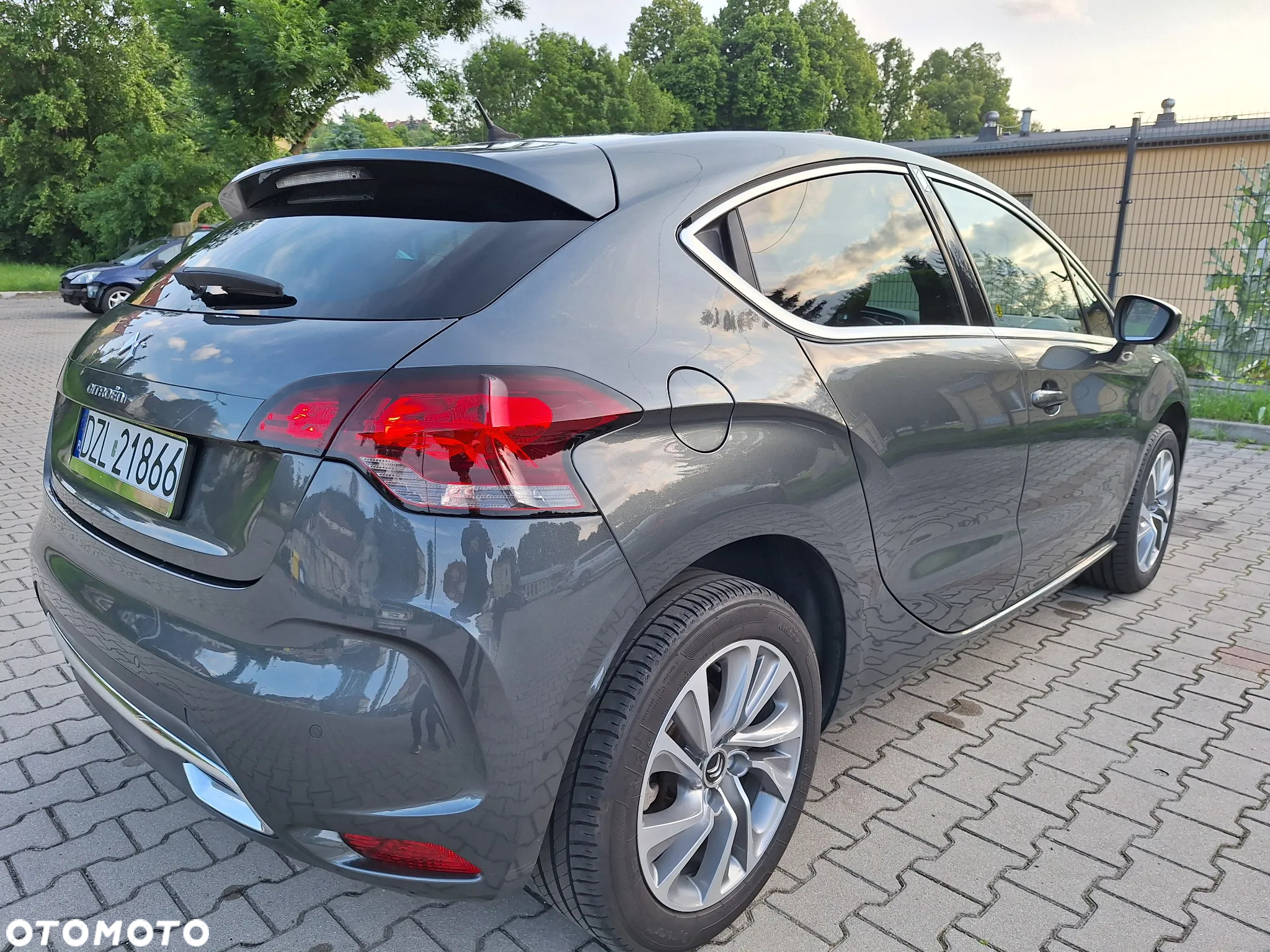 Citroën DS4 1.6 VTi SoChic - 4