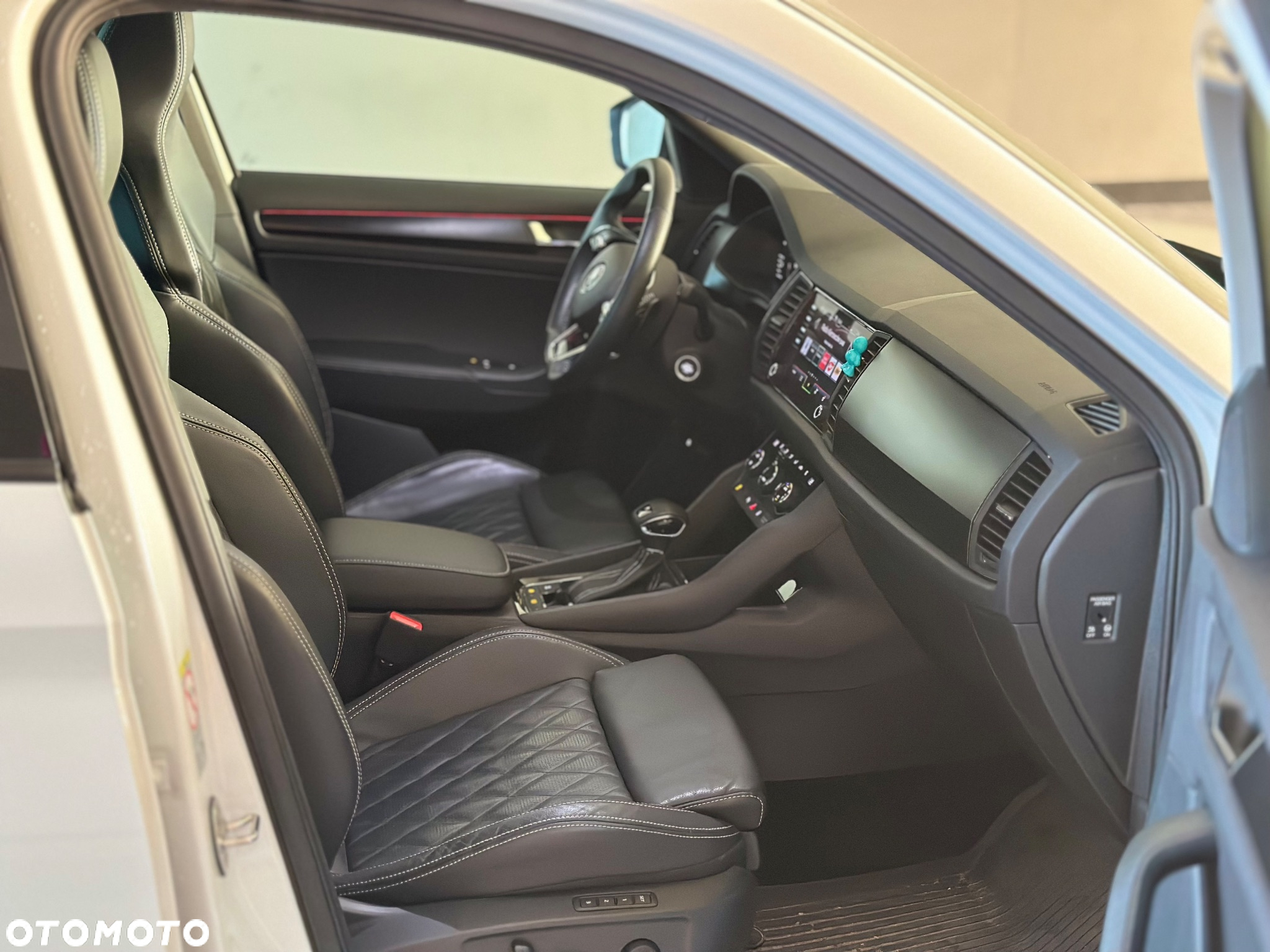 Skoda Kodiaq 2.0 TSI 4x4 Sportline DSG - 8