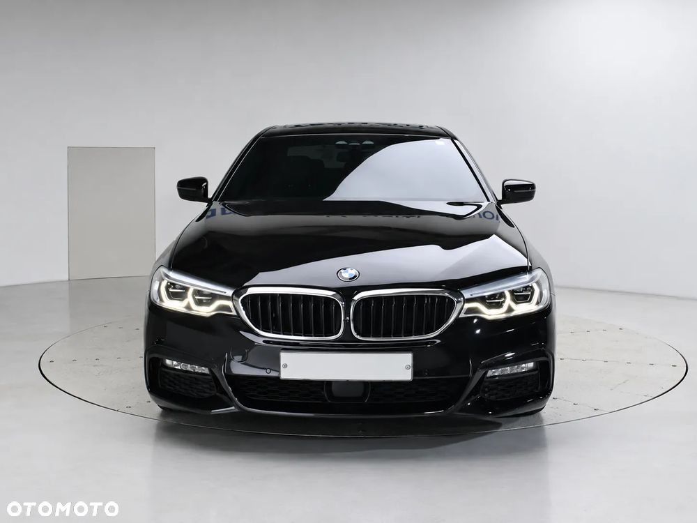 BMW Seria 5 520d M Sport Edition - 4