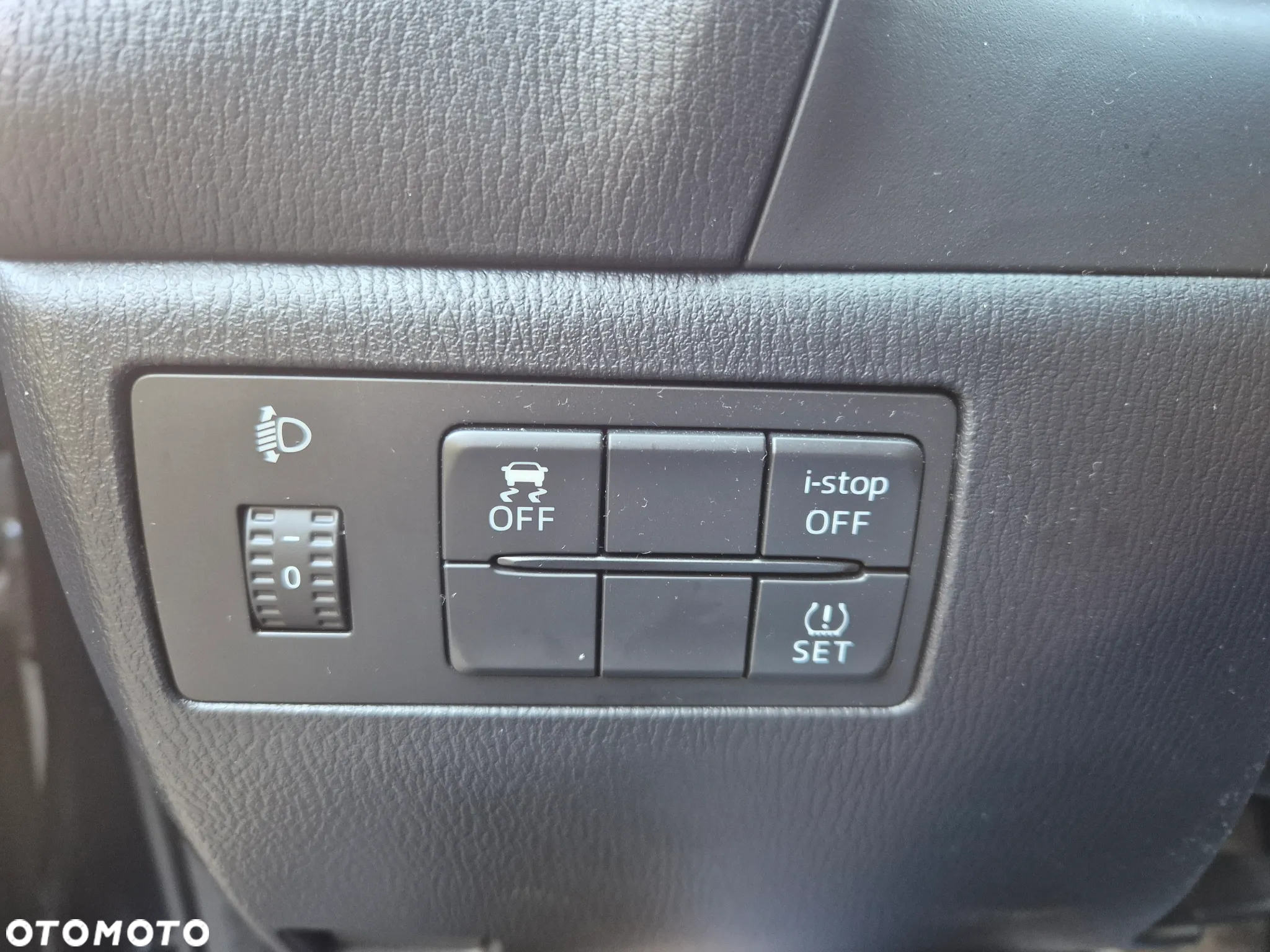 Mazda 3 SKYACTIV-G 120 Exclusive-Line - 14