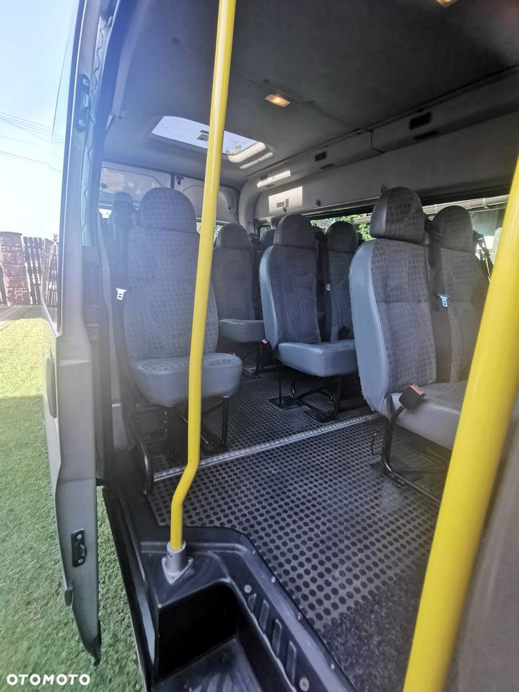 Ford Transit 350L Trend - 17
