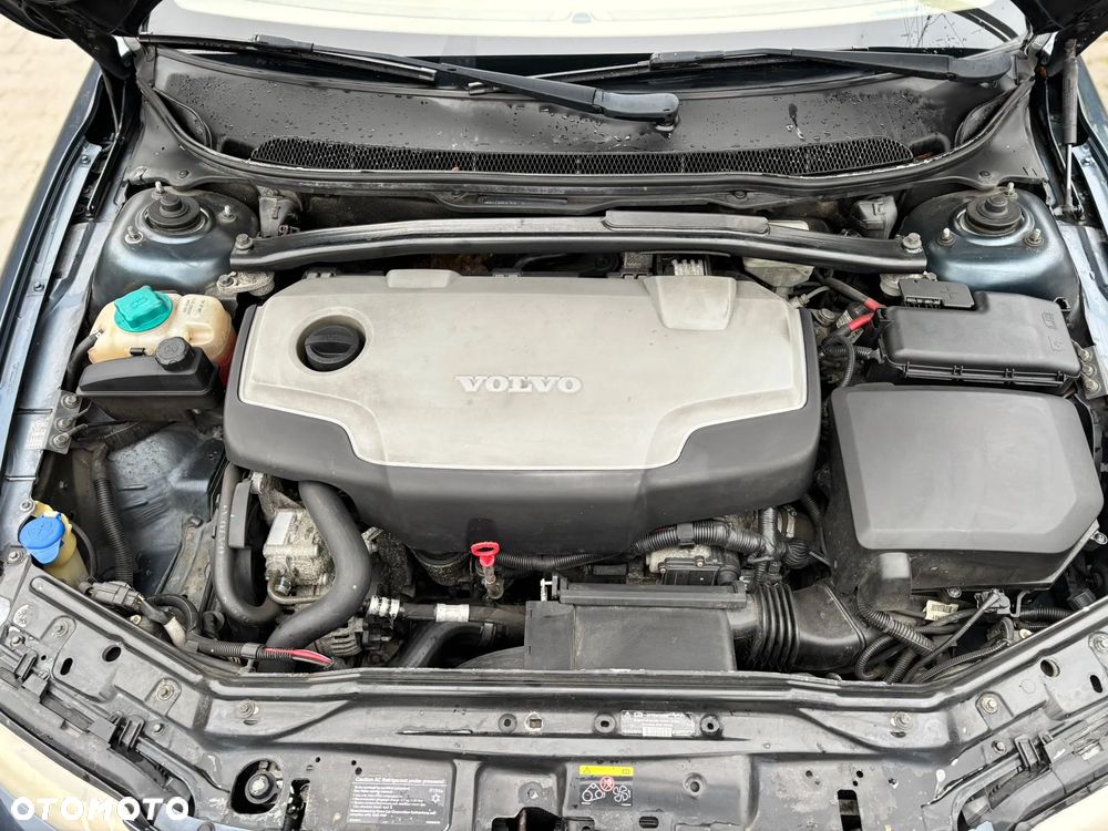 Volvo S60 2.4D Automatik Kinetic - 9