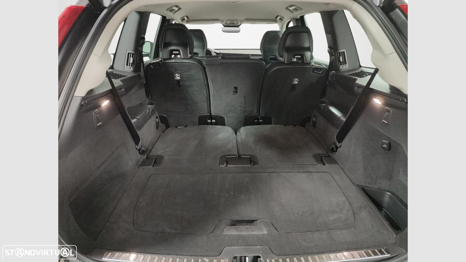 Volvo XC 90 2.0 T8 PHEV Core AWD - 21