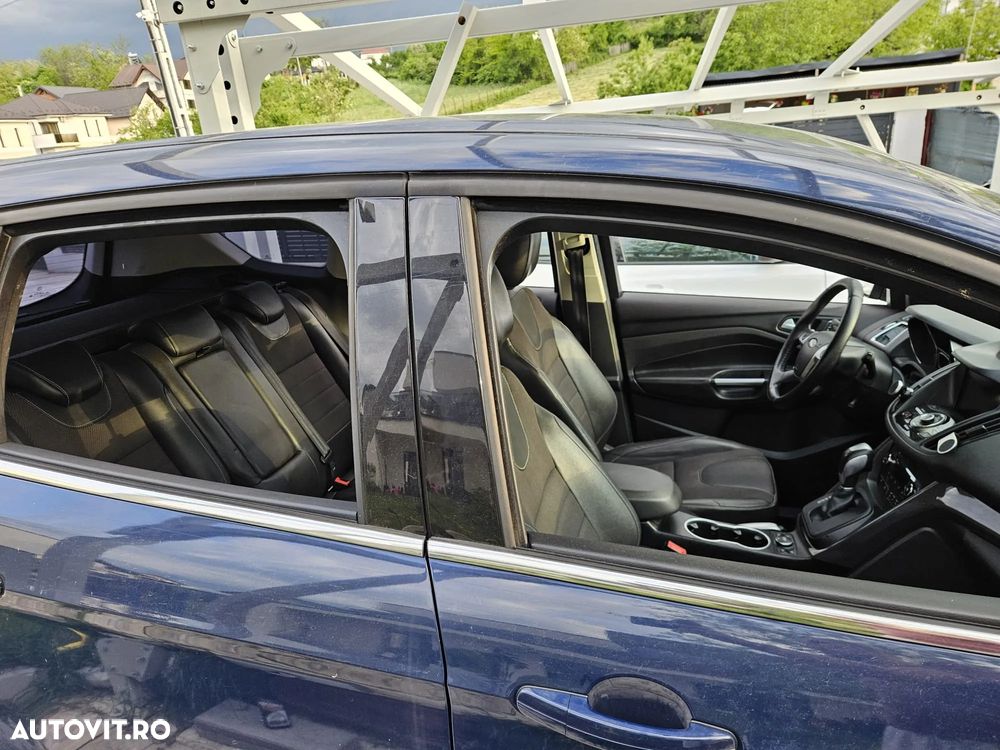 FORD Kuga 2015 — imagine 10