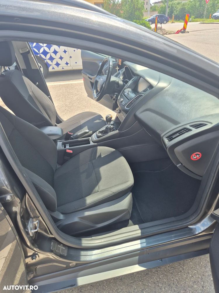 Ford Focus 1.5 TDCi DPF Start-Stopp-System Business - 19