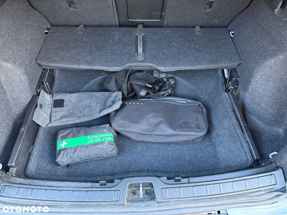 Volvo XC 40 B3 Core - 35