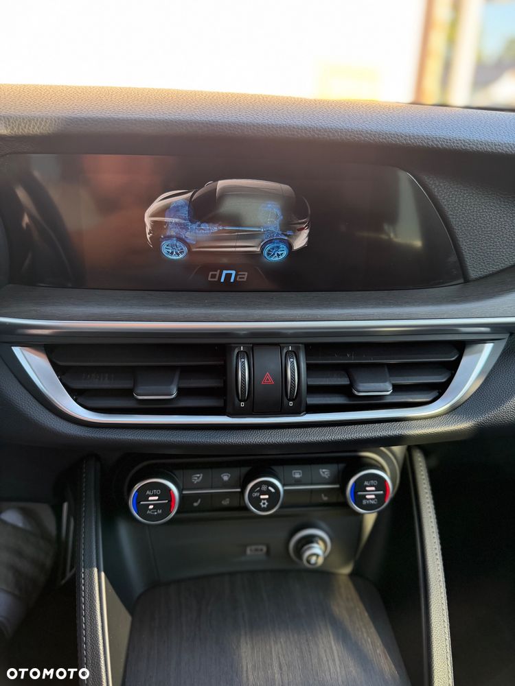 Alfa Romeo Stelvio 2.0 Turbo Veloce TI Q4 - 23