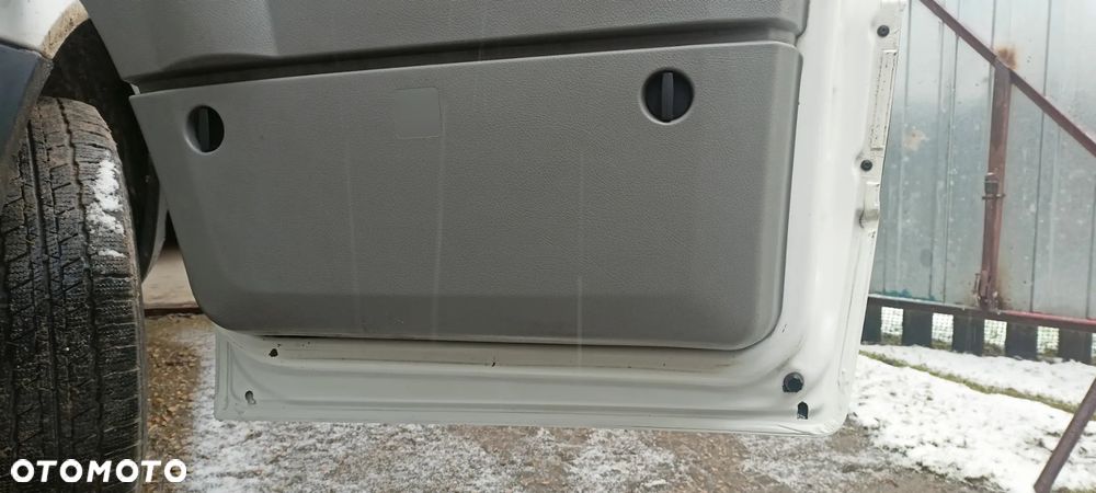 Mercedes-Benz sprinter - 5