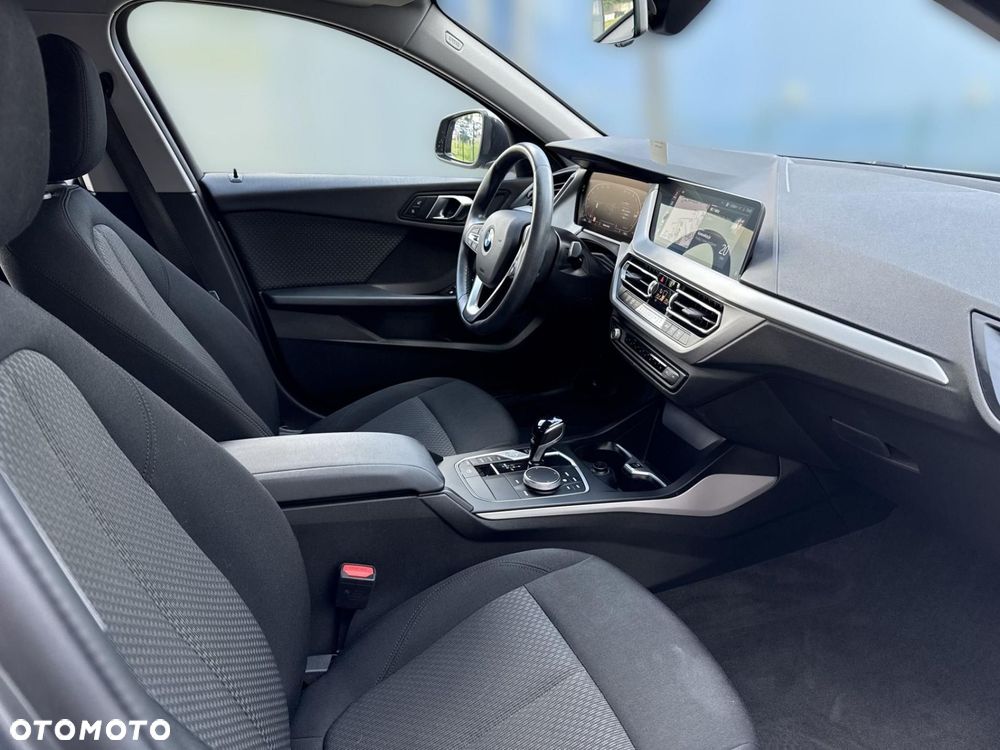 BMW Seria 1 - 19