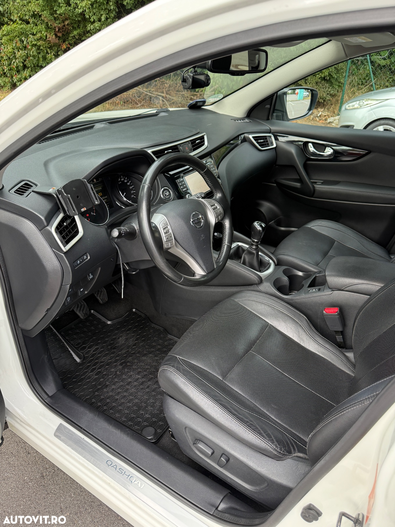Nissan Qashqai 1.6 DCI ALL-MODE 4x4i TEKNA - 6