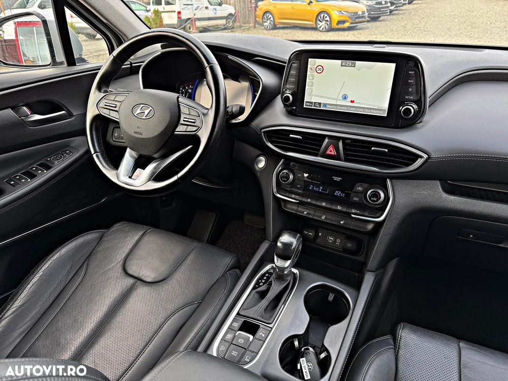 Hyundai Santa Fe 2.2 CRDi 4WD Automatik Premium - 9
