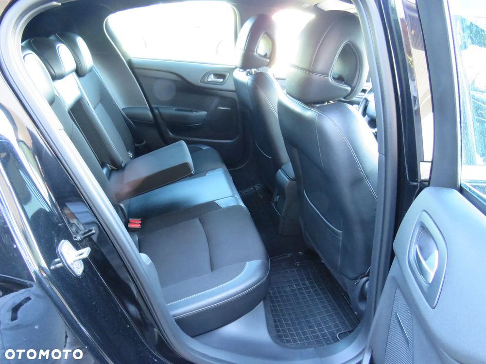 Citroën DS4 2.0 BlueHDi SportChic S&S - 35