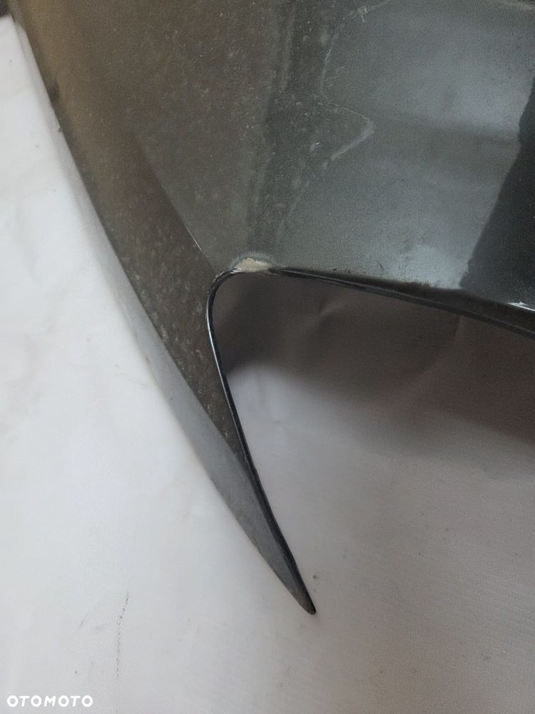 Błotnik prawy przód + listwa Audi Q7 4M0 - 8