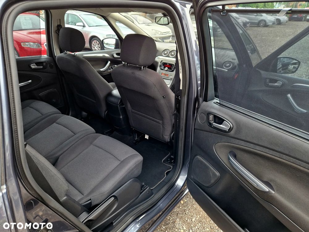 Ford S-Max 2.0 FF Titanium - 23