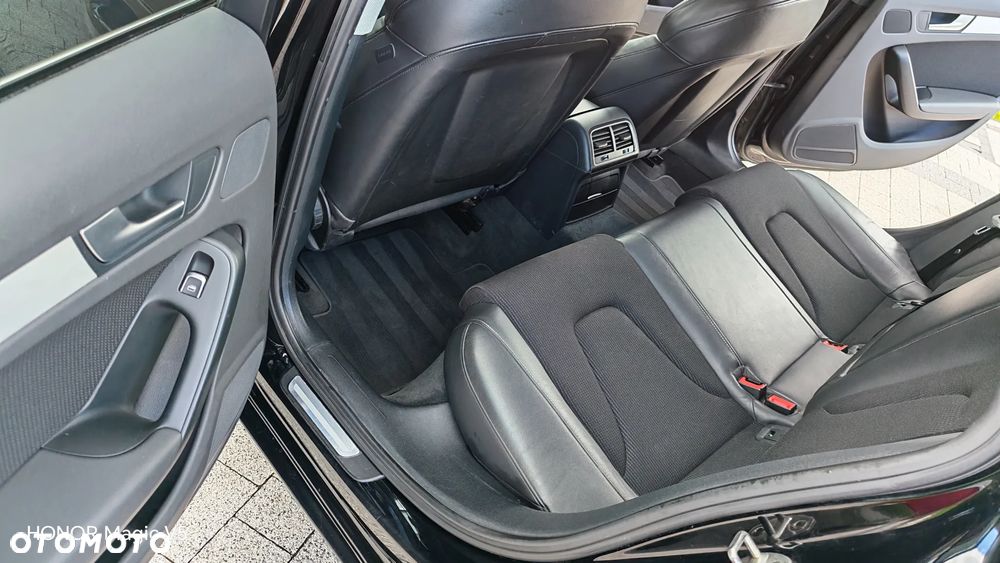 Audi A4 Avant 2.0 TDI DPF multitronic S line Sportpaket - 12