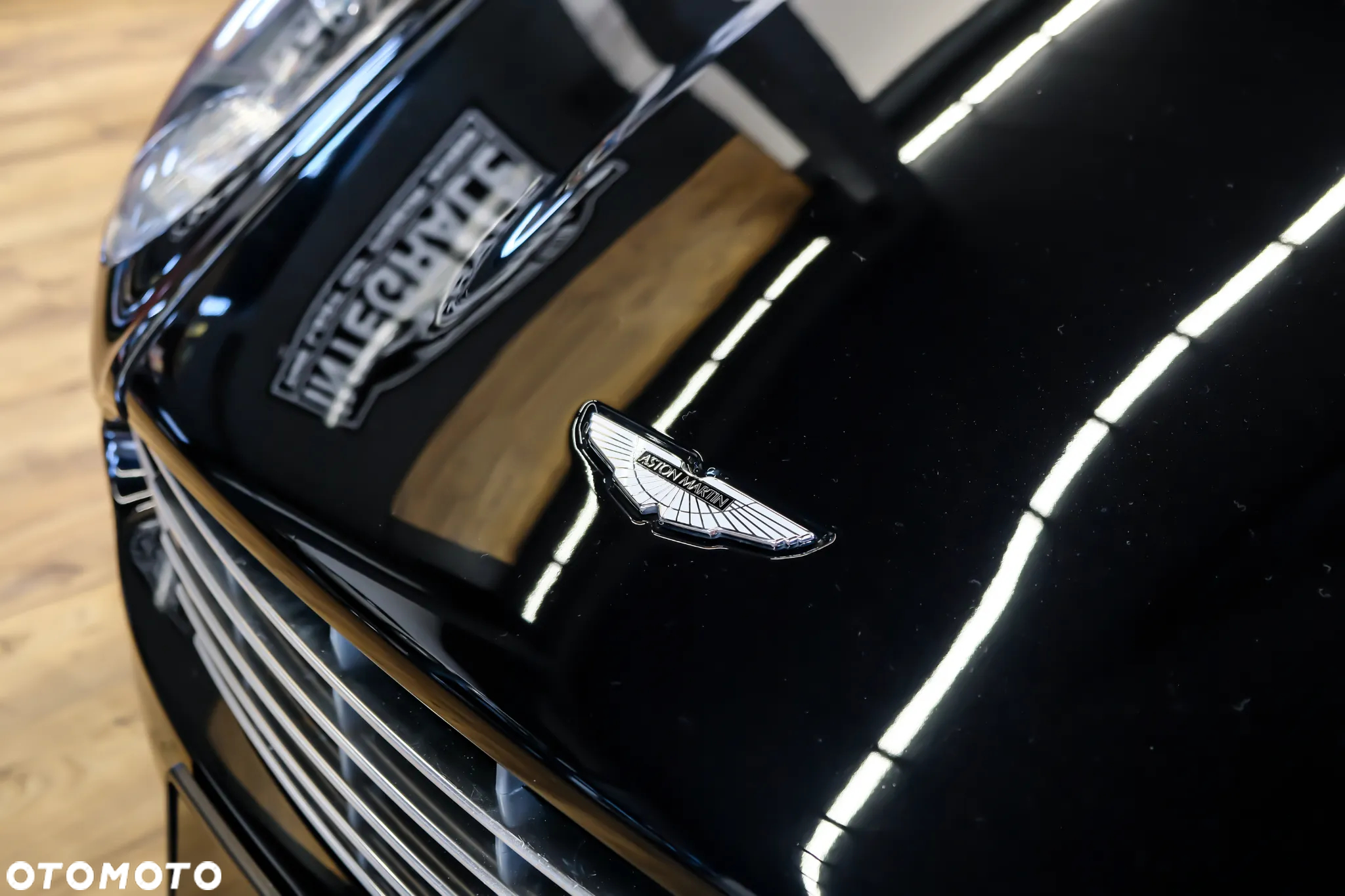 Aston Martin DBS Carbon Edition Touchtronic II - 27