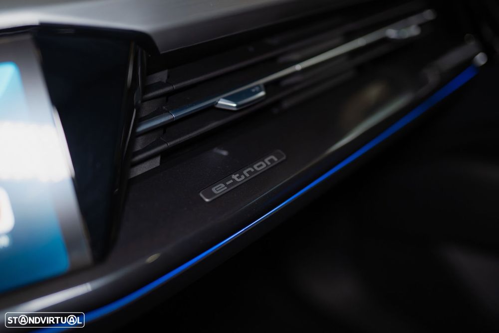 Audi Q4 e-tron 35 55 kWH - 28