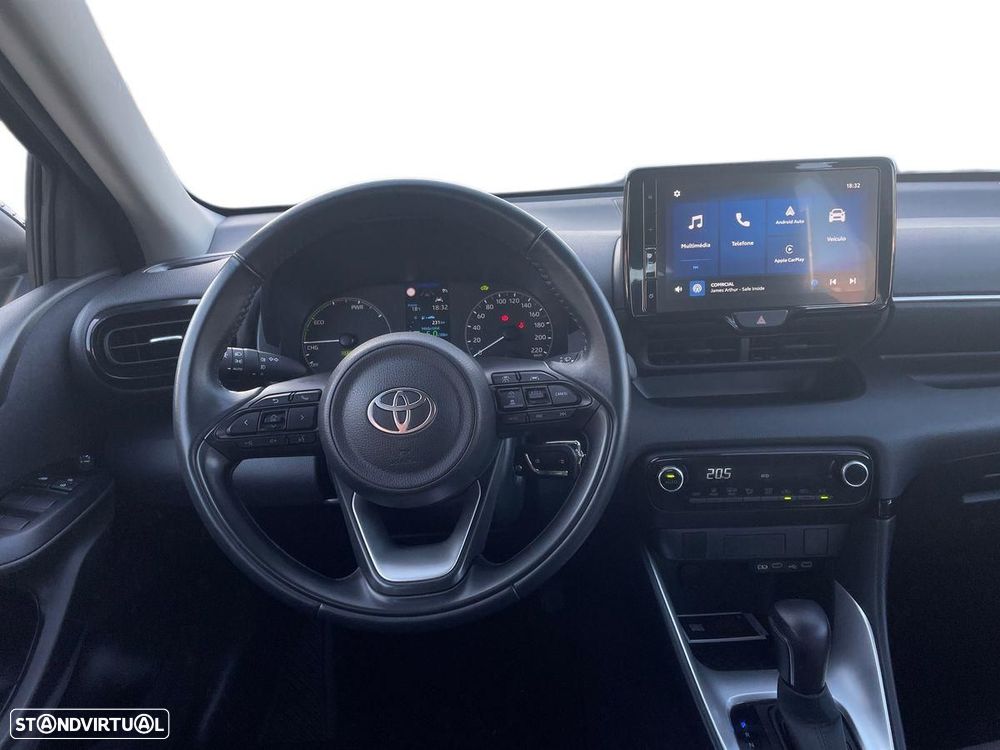 Toyota Yaris - 10
