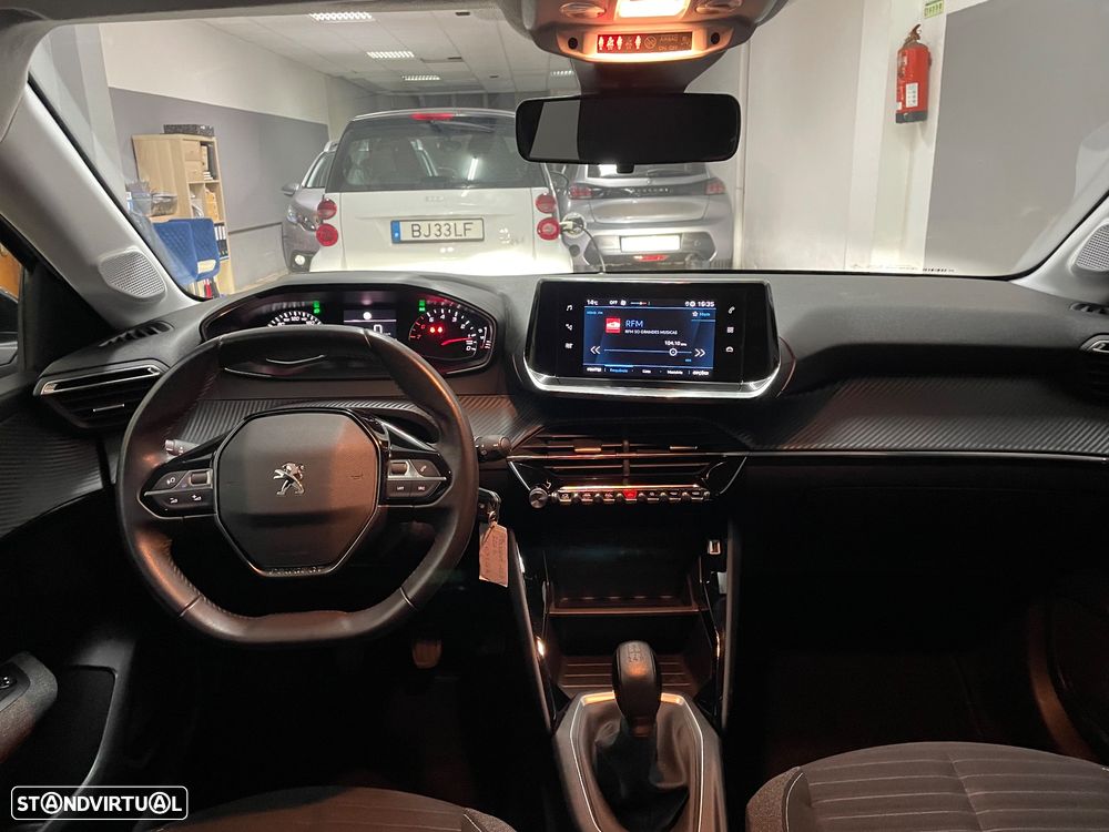 Peugeot 208 1.2 PureTech SE Style - 22