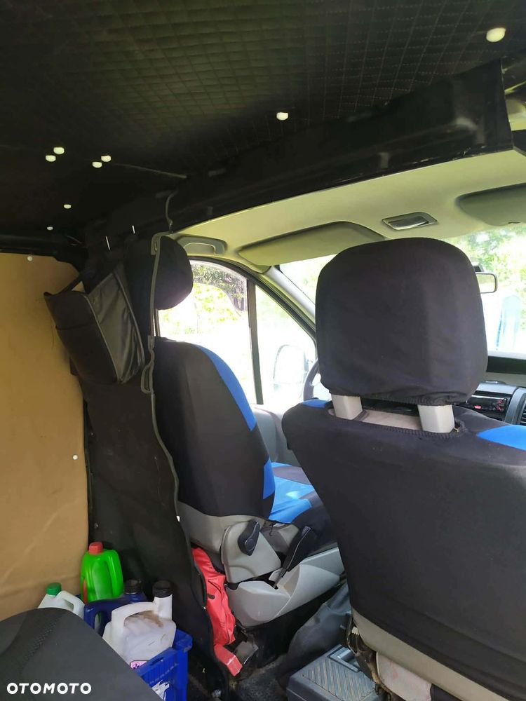 Opel Vivaro - 5