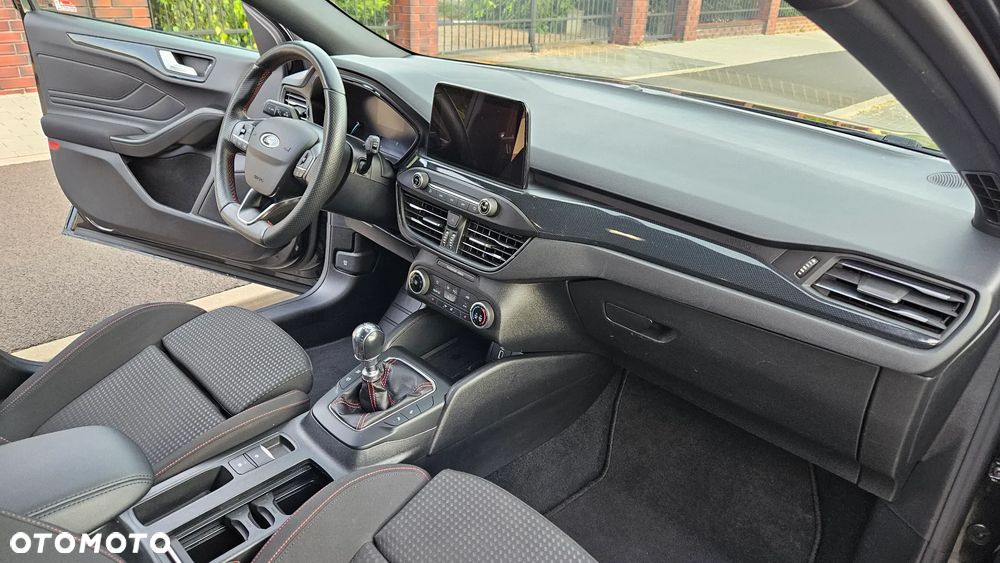 Ford Focus 2.0 EcoBlue ST-Line - 27