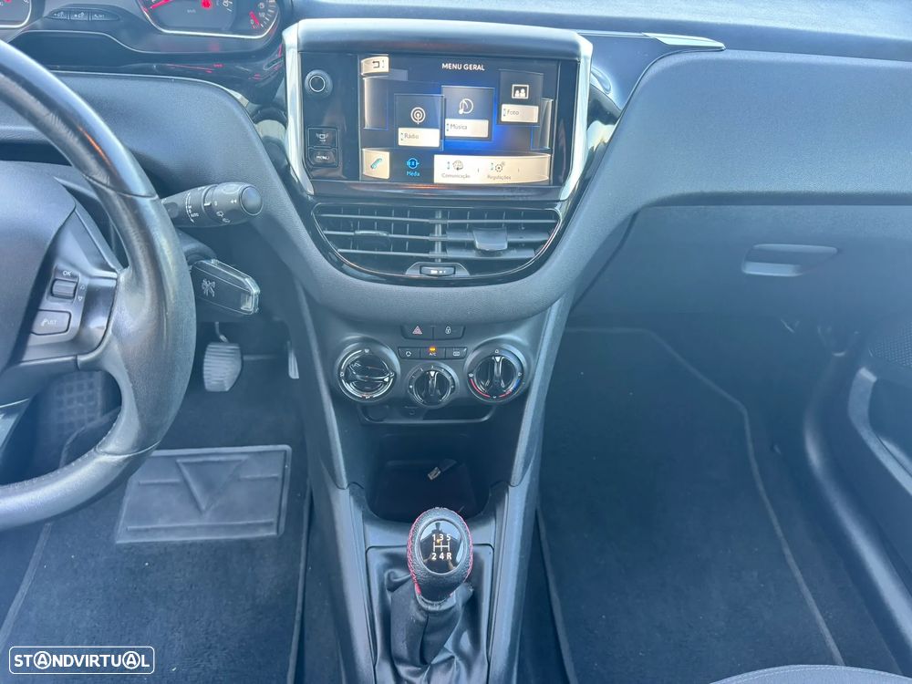 Peugeot 208 1.4 HDi Active - 12