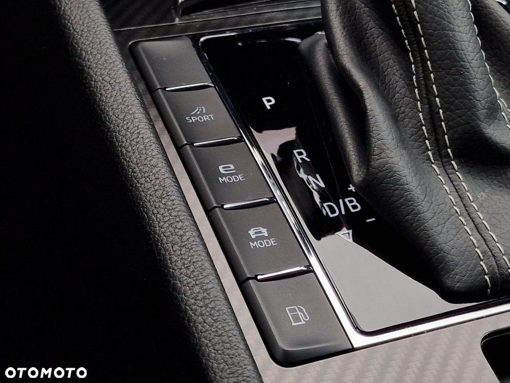 Skoda Superb 1.4 TSI Plug-In Hybrid Sportline DSG - 24