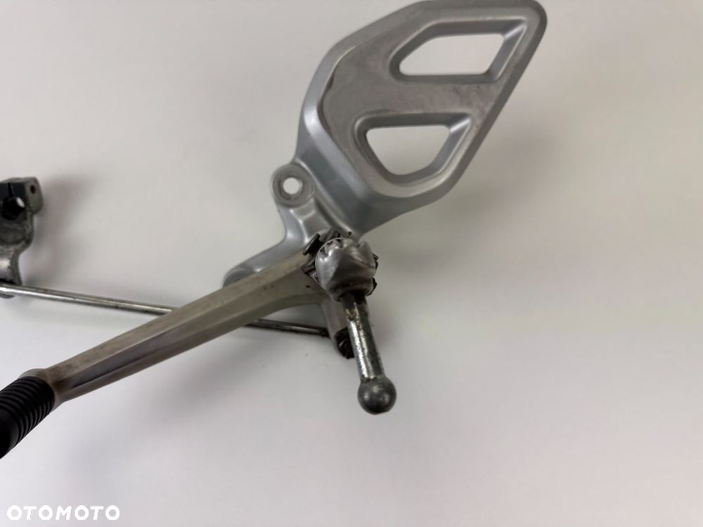 Lewy kompletny set kierowcy Yamaha MT 125 2020+ - 5