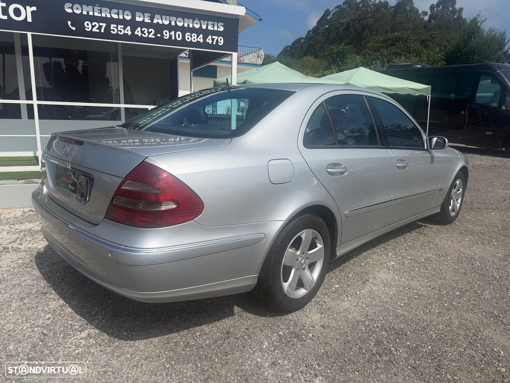 Mercedes-Benz E 220 CDI Auto Avantgarde - 5