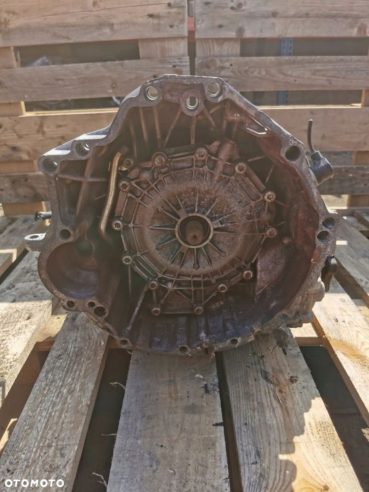 Audi A4 skrzynia biegów GWN 3.0 Benzyna 217KM Automat 2005r - 1