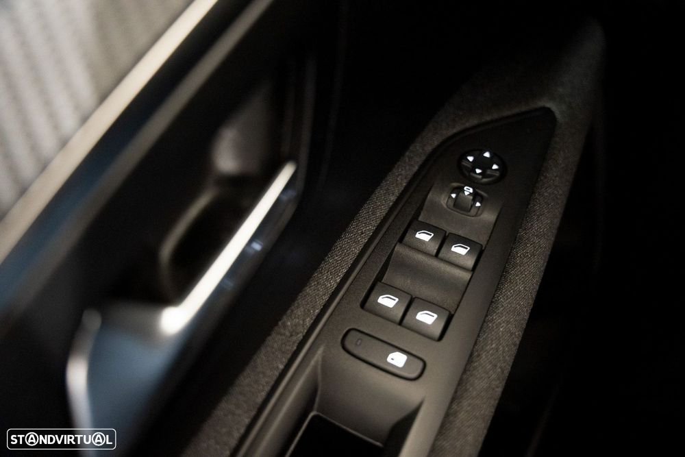 Peugeot 3008 1.5 BlueHDi Active - 13