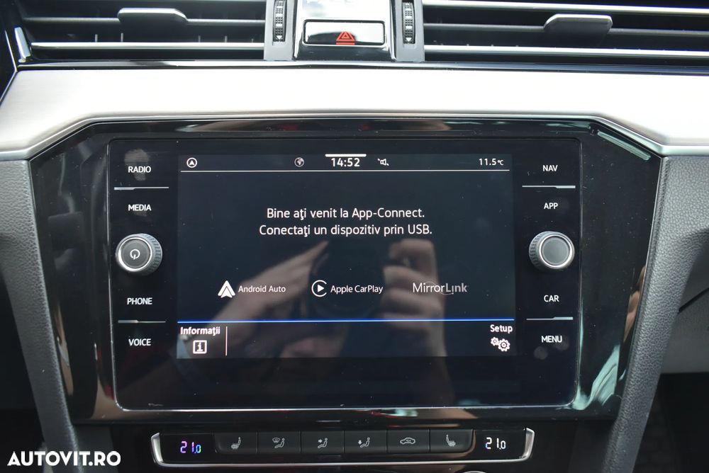 Volkswagen Passat 2.0 TDI DSG Highline - 12