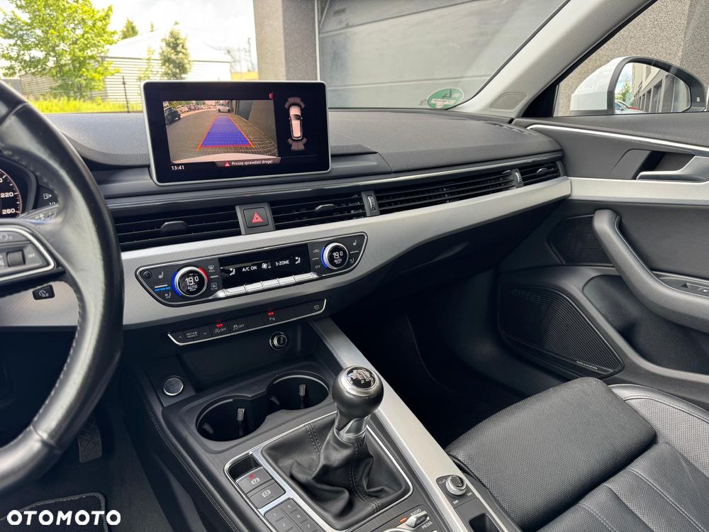 Audi A4 Avant 2.0 TDI design - 24
