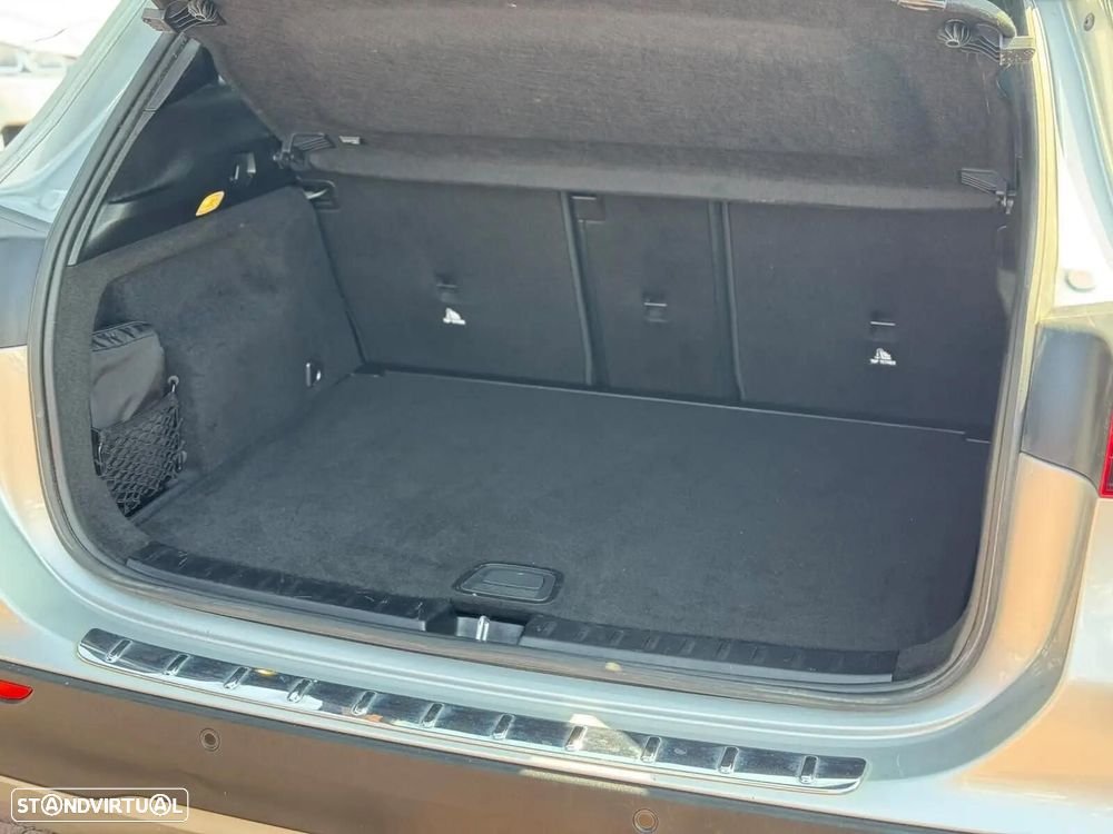 Mercedes-Benz GLA 200 d 4Matic 8G-DCT Special Edition - 7