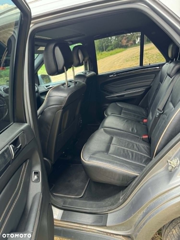 Mercedes-Benz ML 350 BlueTEC 4-Matic - 15